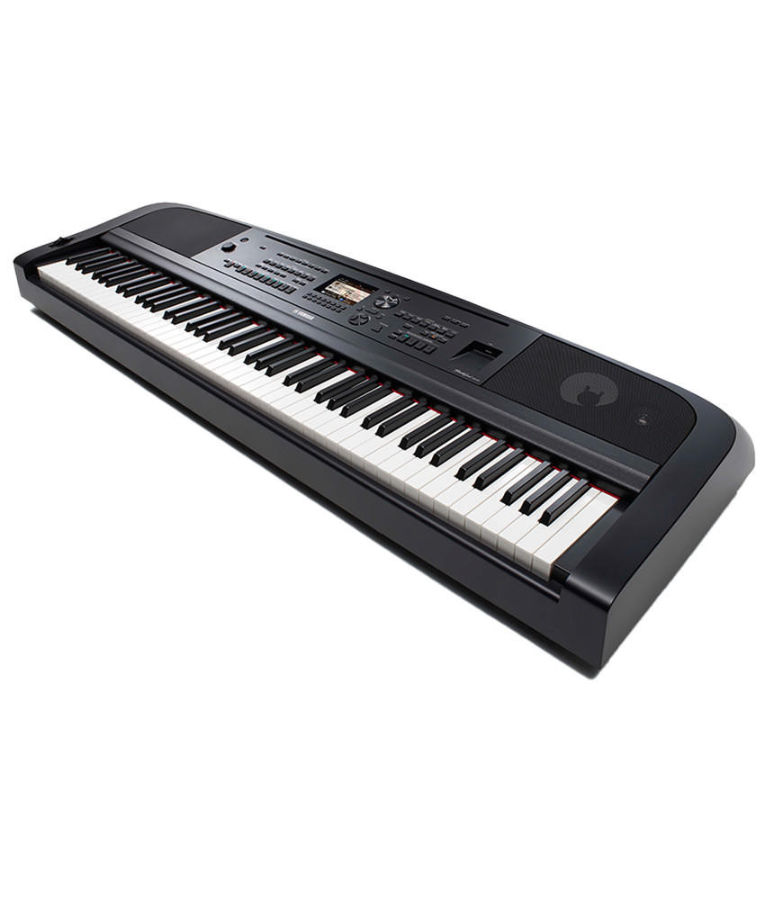 Pre-Owned Yamaha DGX-670 88-key, Portable Grand Piano - Black