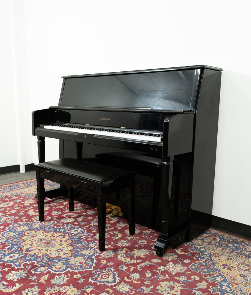 Samick 46 SU147 Upright Piano Polished Ebony SN: IPC00766