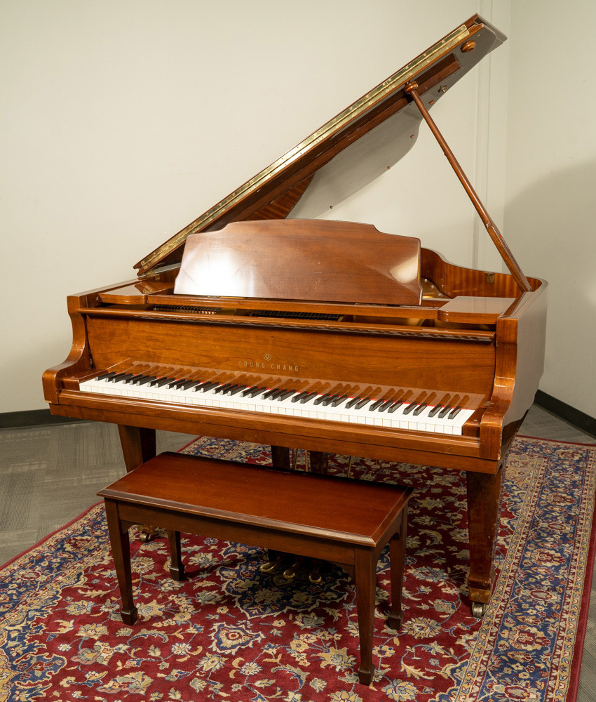 Young Chang 6 1 G-185 Grand Piano Polished Walnut SN: G051914